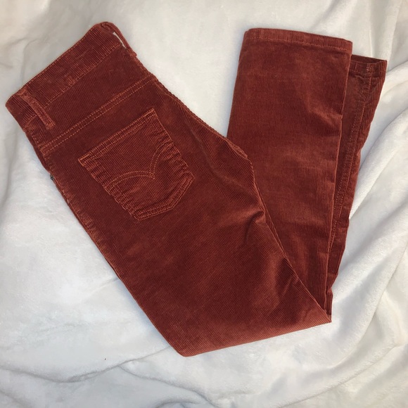Corduroy Levi’s Jeans - Picture 2 of 6